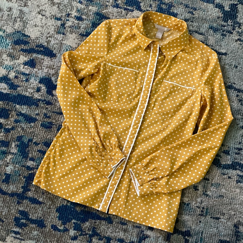💛Polka Dot Button Down Blouse💛
